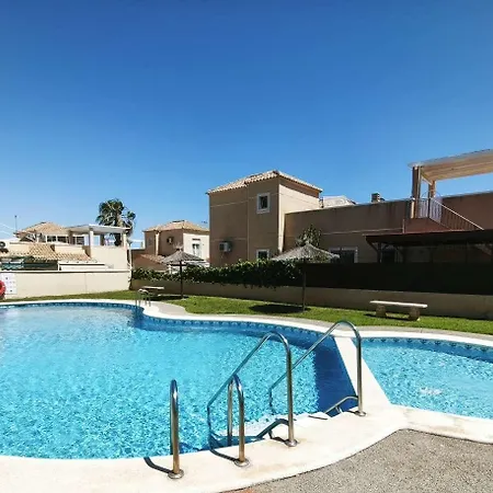 Casa Claro Maison Familiale 4 Confort, Jacuzzi Prive, Piscine Commune, Quartier Residentiel Balcones Vakantiehuis *
