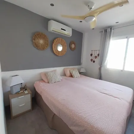 Holiday home Casa Claro Maison Familiale 4 Confort, Jacuzzi Prive, Piscine Commune, Quartier Residentiel Balcones Torrevieja